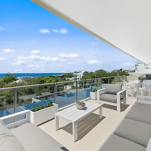 Apartment Crystal Shores Sunshine, Sunshine Beach